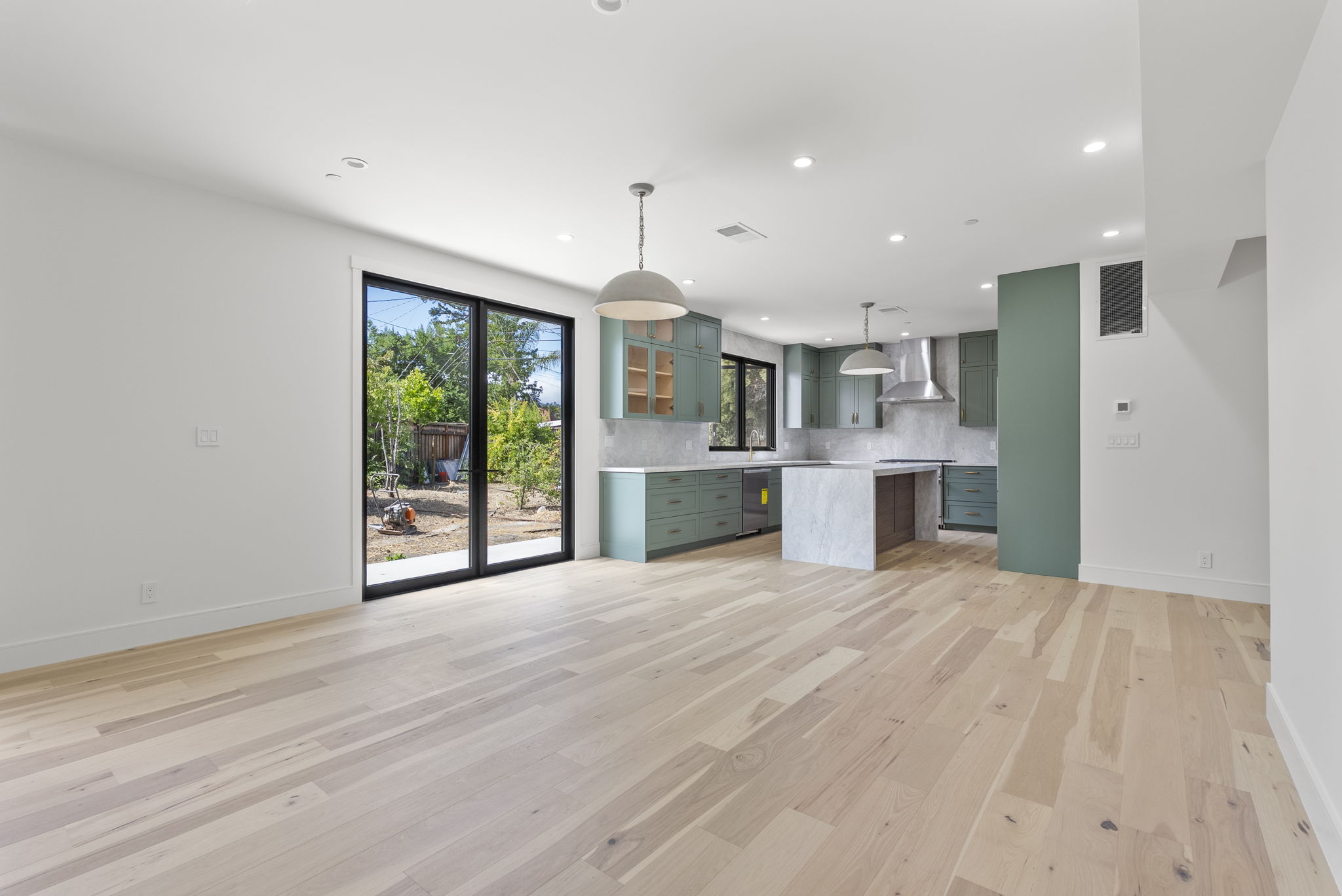 Green Kitchen Cabinets